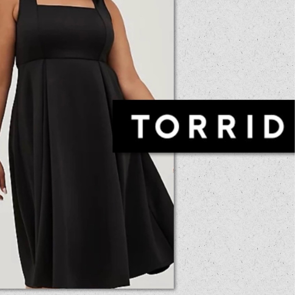 Torrid 2 NEW Square Neck Scuba Skater Dress Pockets Black Size 18/20 Sleeveless